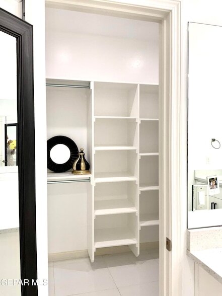 Building Photo - 8919 Eclipse St