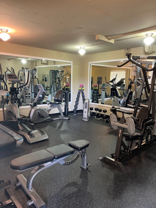 Building Photo - 836 W Pennsylvania Ave