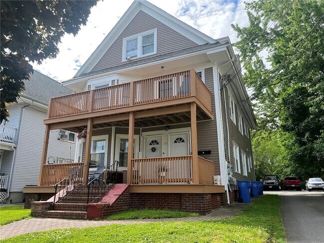 Building Photo - 112 Norwood Ave