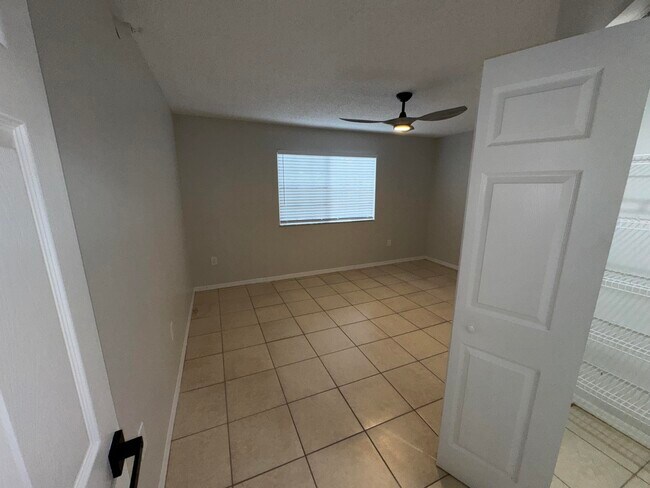 Building Photo - 8945 Okeechobee Blvd