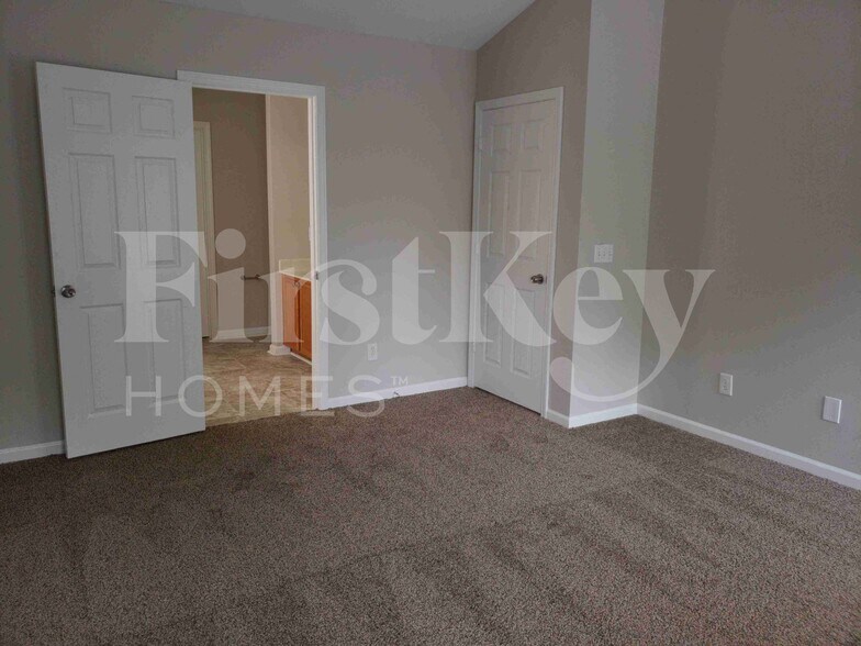 Building Photo - 3760 Thornaby Cir