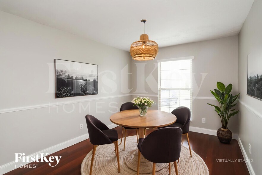 Building Photo - 6074 Weber Oaks Dr