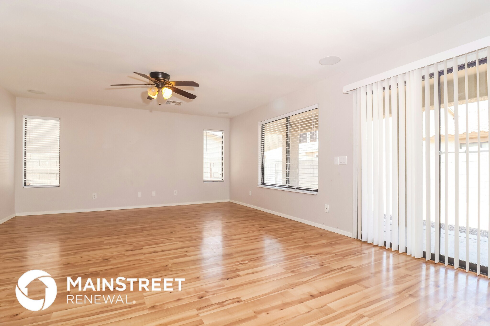 Building Photo - 2160 E Greenlee Ave