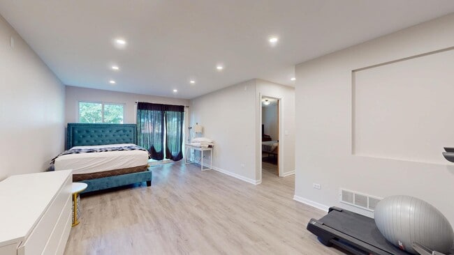 Building Photo - 113 Samuel Ct