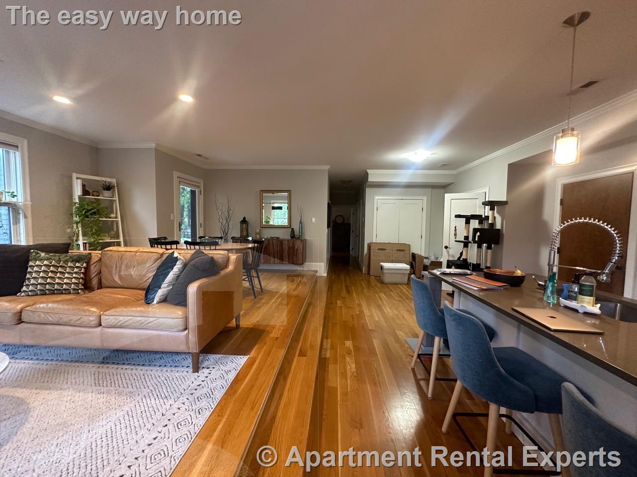 Building Photo - 16 Linden Ave