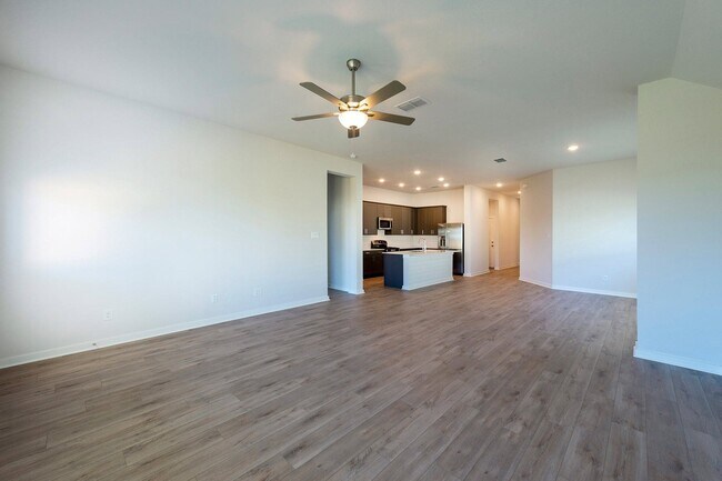 Building Photo - 16903 Solomons Plume Ln