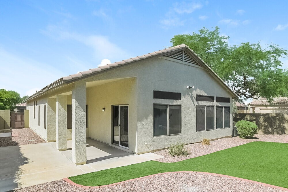 Building Photo - 3556 W Warren Ln