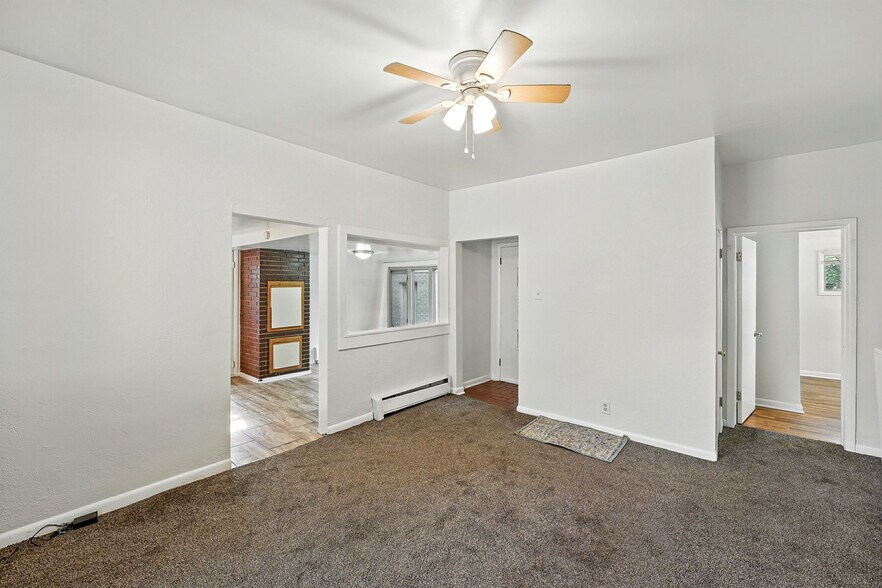 Building Photo - 5631 W 16th Ave