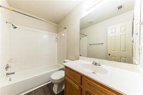 Building Photo - 805 Chiselpoint Cove