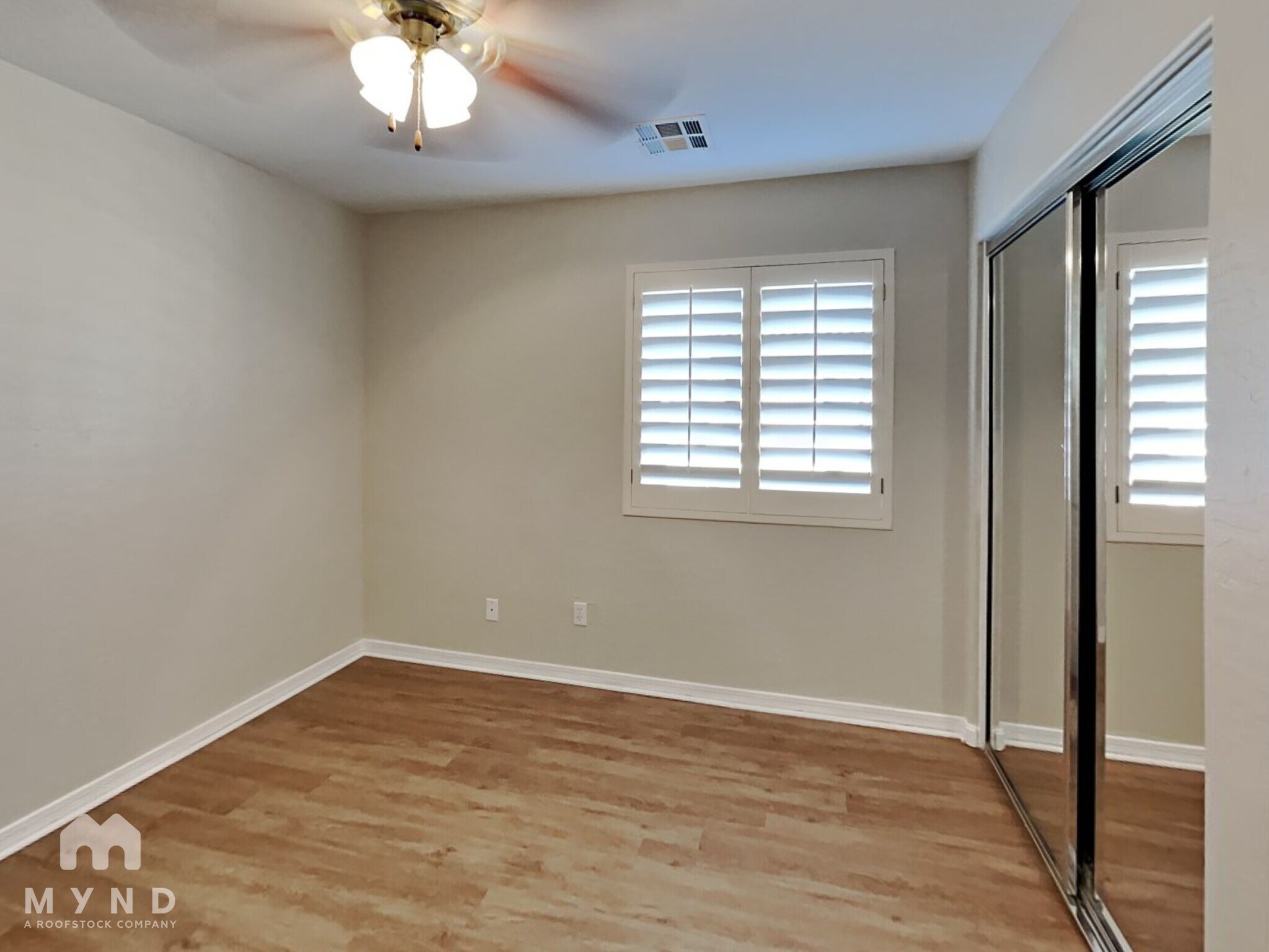 Building Photo - 17524 W Mandalay Ln