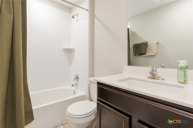 Building Photo - 2305 Merganser Dr