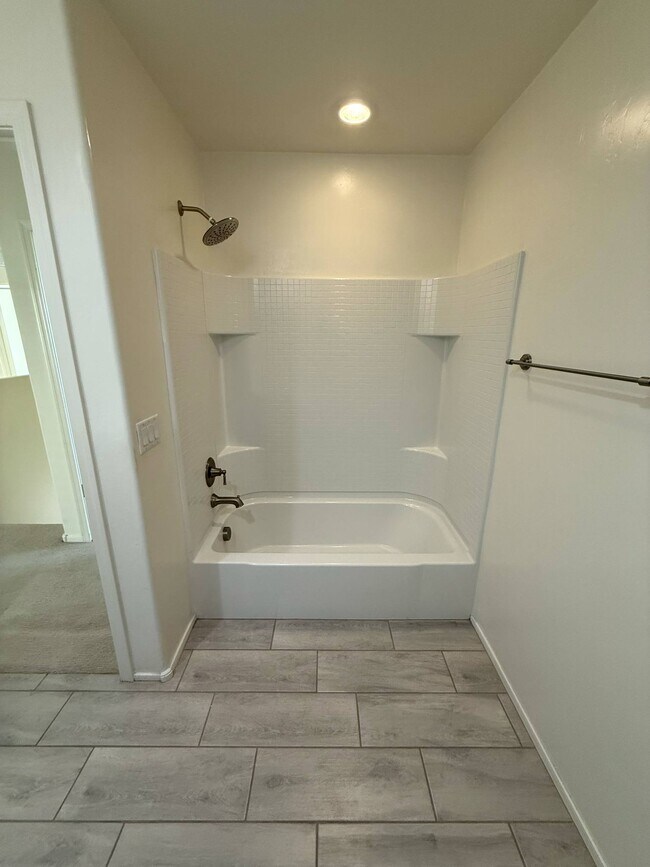 Building Photo - 14260 E Placita Lago Verde