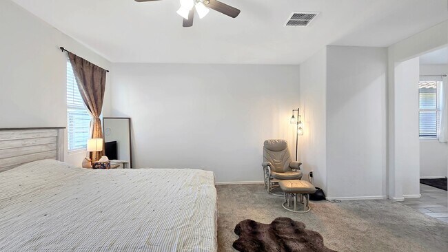 Building Photo - Beautiful and Spacious Cortana at Desert Oasis Home!! Community Pool!