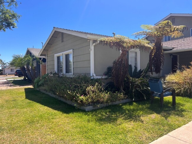 Building Photo - Beautiful 4BD Home in BAY PARK with Attach...