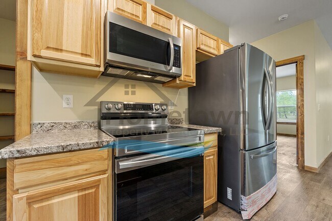 Building Photo - 4-Bedroom 2-Bathroom Home with Attached 2-Car Garage Available in Blanchard!