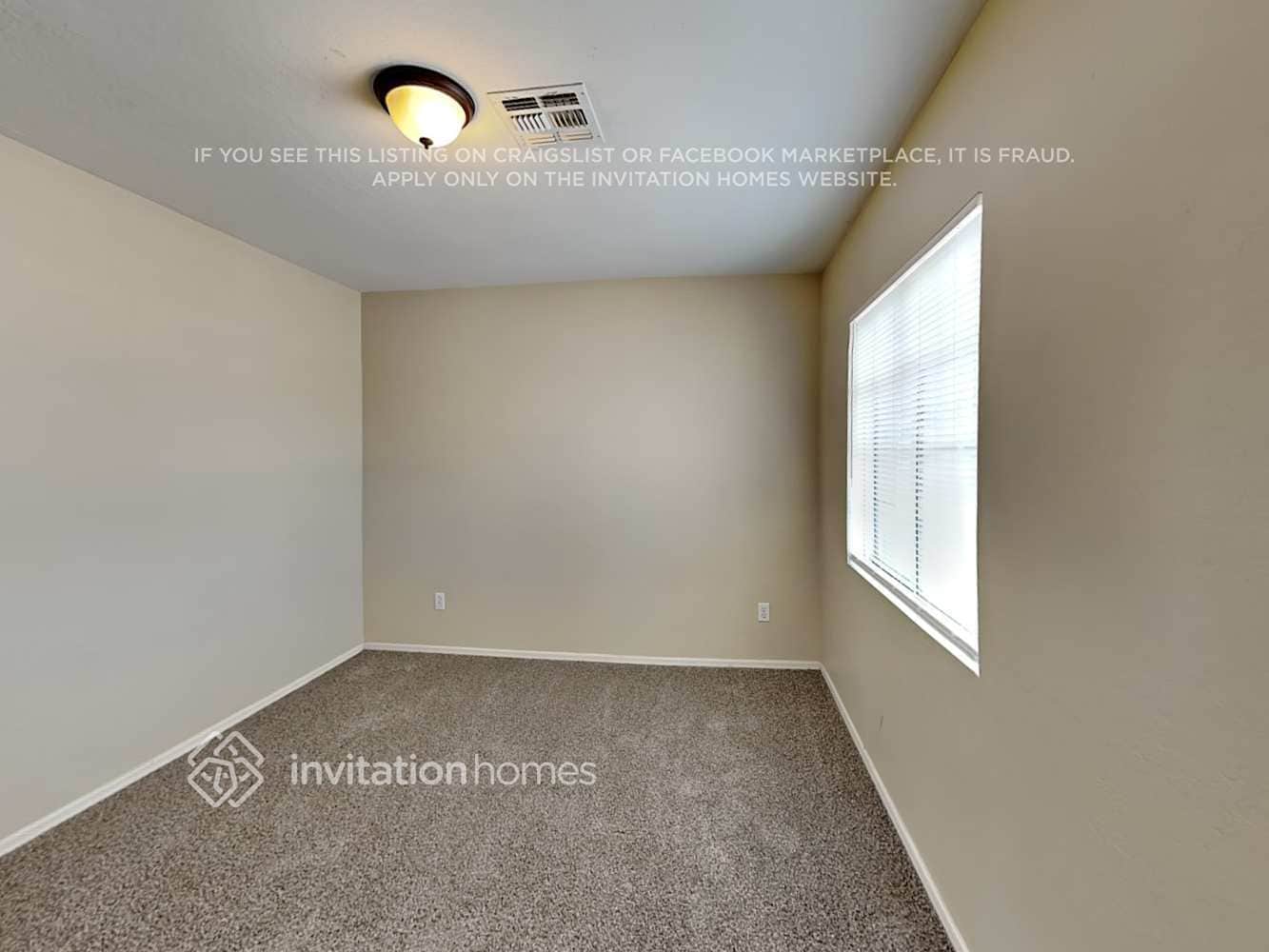 Building Photo - 12541 W Myer Ln