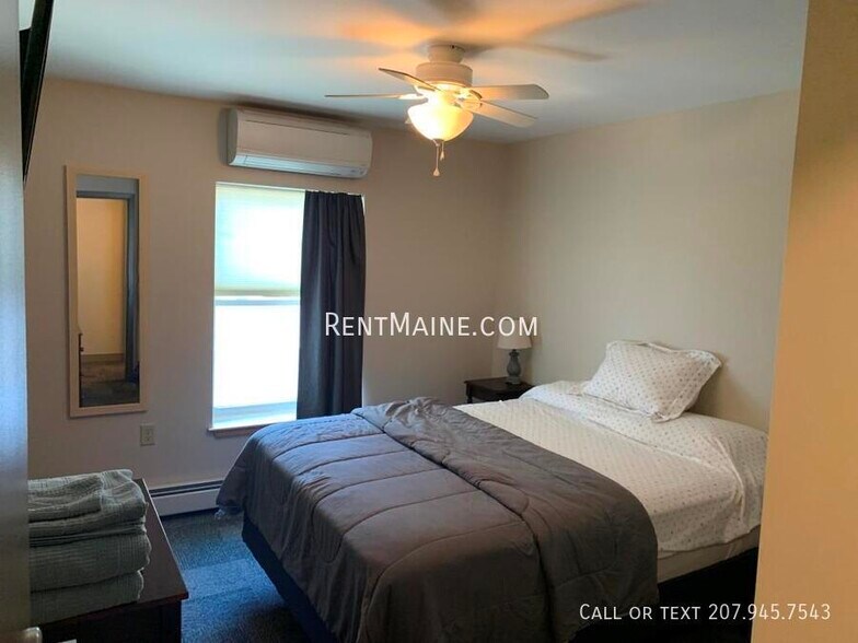 Building Photo - 8 Elizabeth Ave