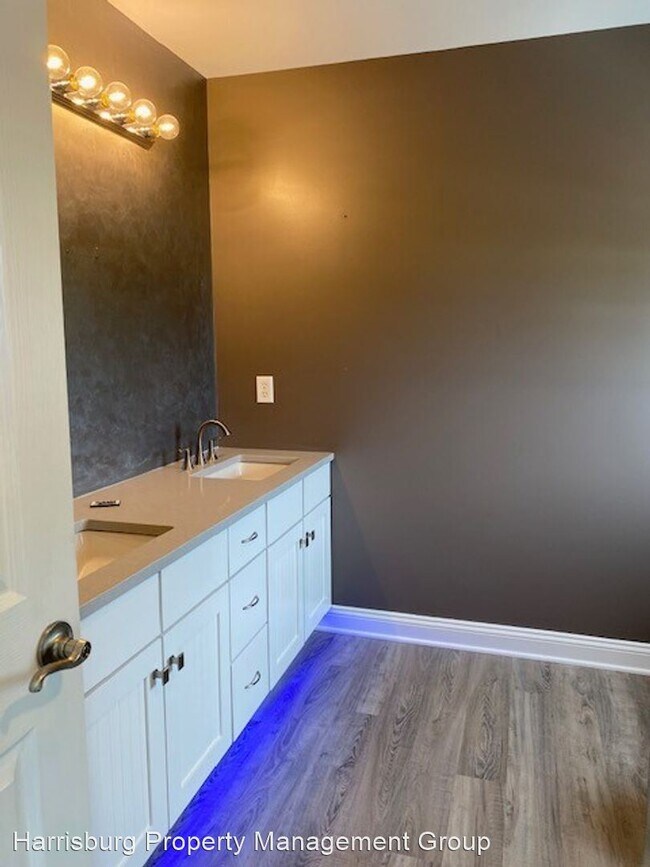 Building Photo - 3 br, 2.5 bath House - 782 Winding Ln