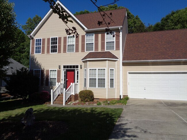 Primary Photo - House For Rent in NW Greensboro!