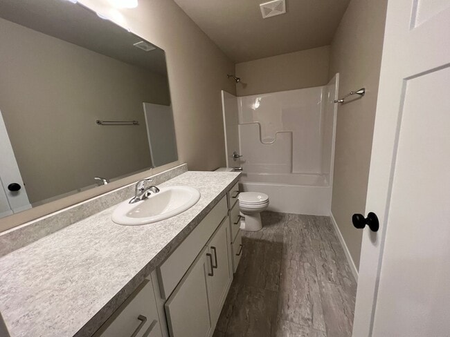 Building Photo - 3603 33rd St S