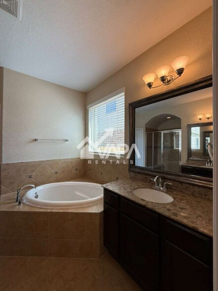Building Photo - 232 Goodnight Cir