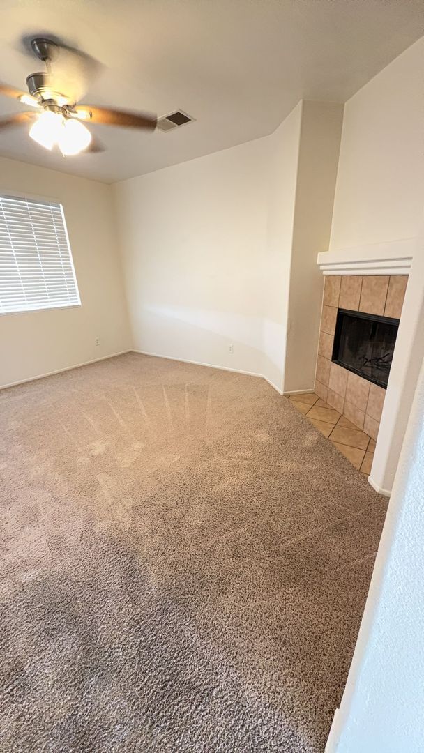 Building Photo - 11584 Fern Pine St