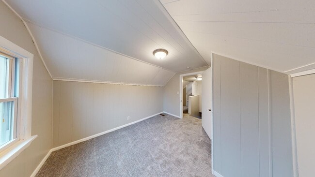 Building Photo - Jefferson Area - 3 Bedroom Single Family Home (between Lorain and Triskett)