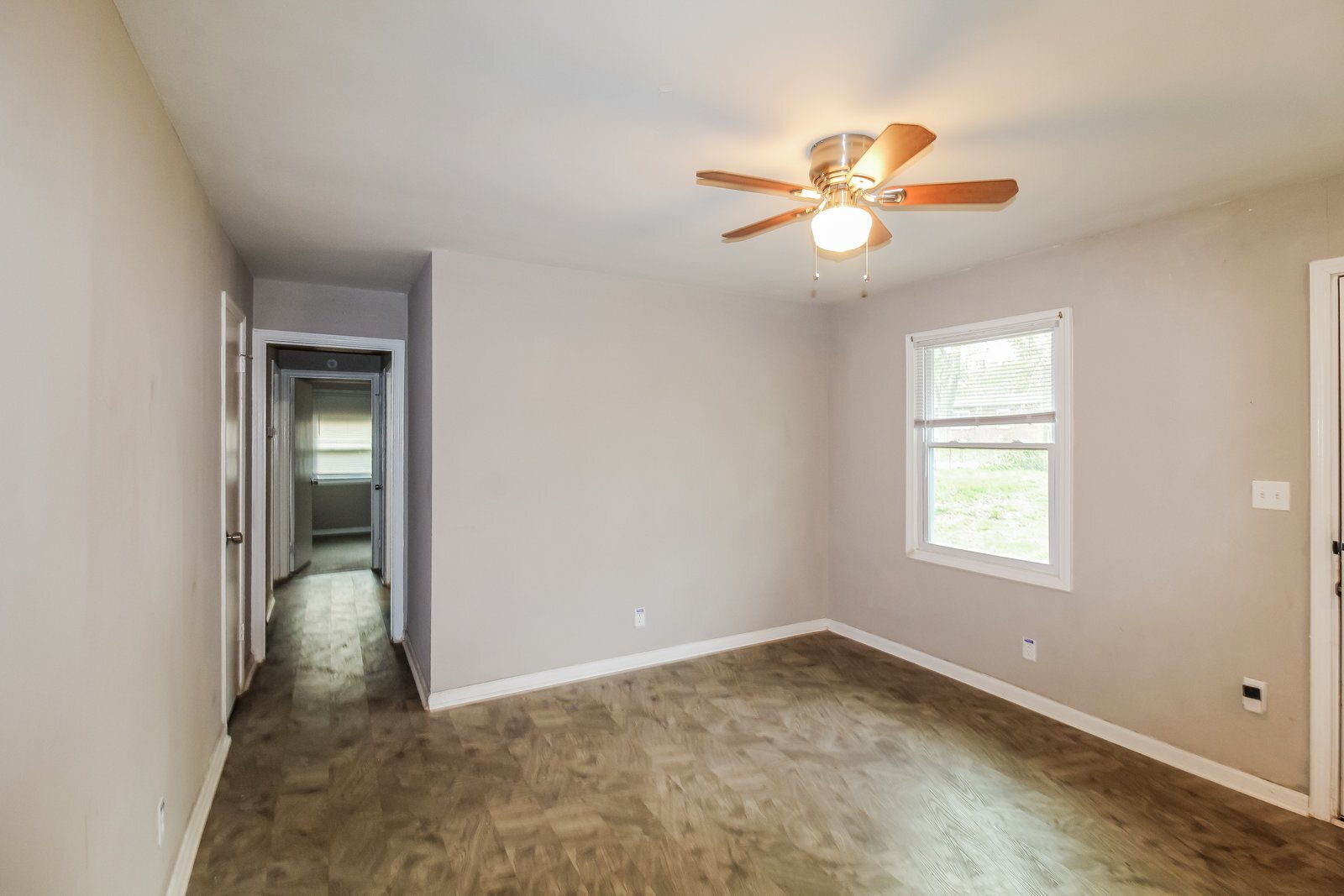 Building Photo - 2423 Adger Rd