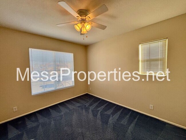 Building Photo - 12468 Redrock Ct