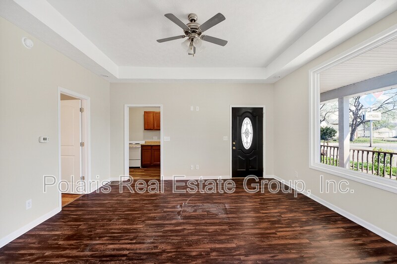 Building Photo - 522 N Lebanon St