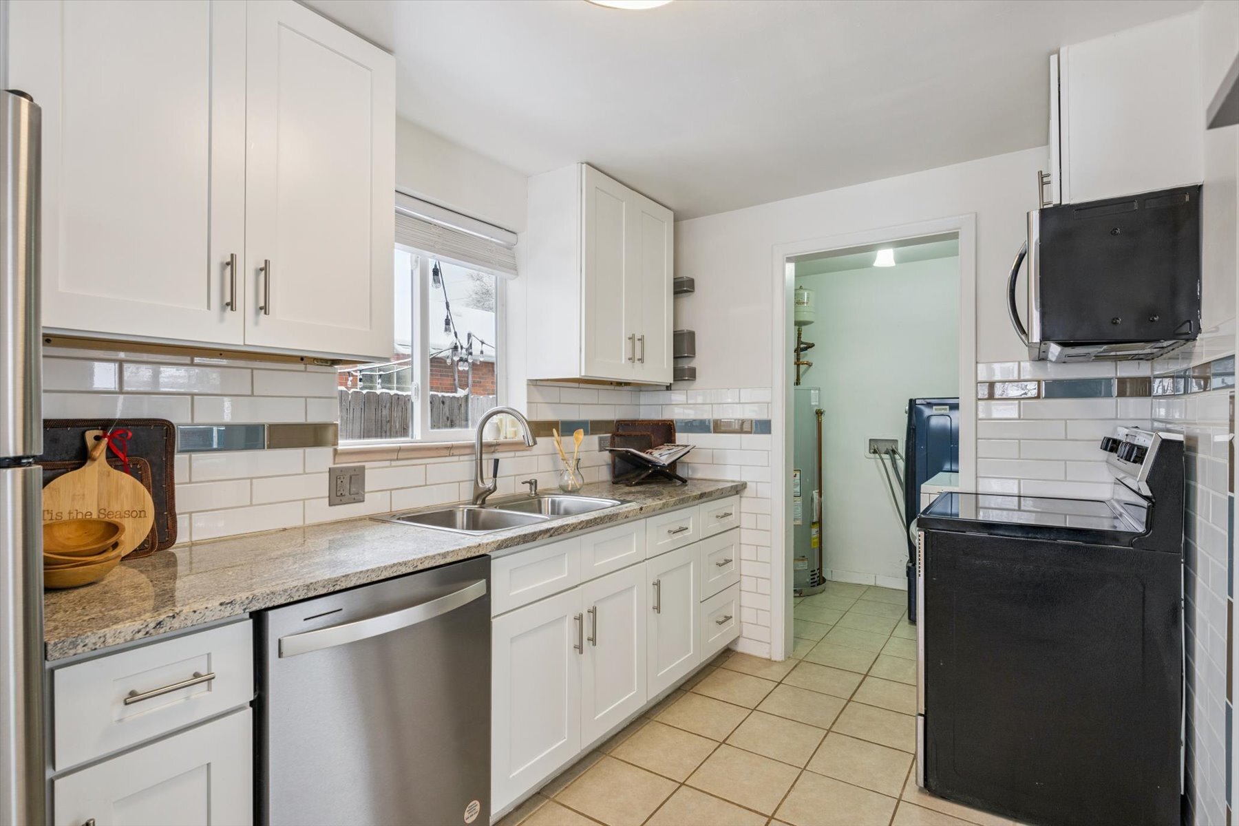 Building Photo - 3551 Olive St