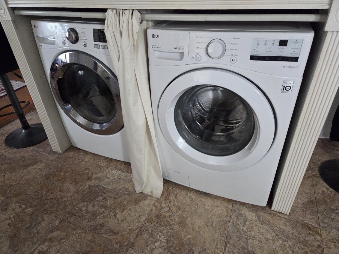 Building Photo - 237 Morwood Rd