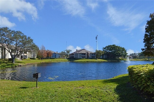 Building Photo - 10265 Gandy Blvd N