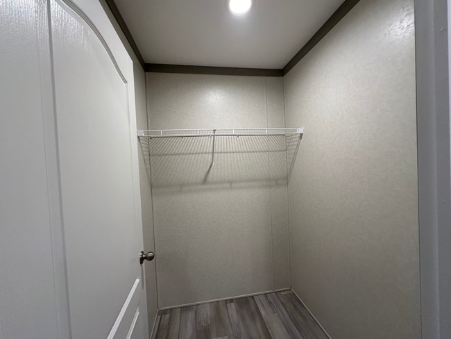 Building Photo - 1088 Colonial Trail