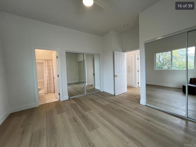 Building Photo - 1533 Avohill Dr
