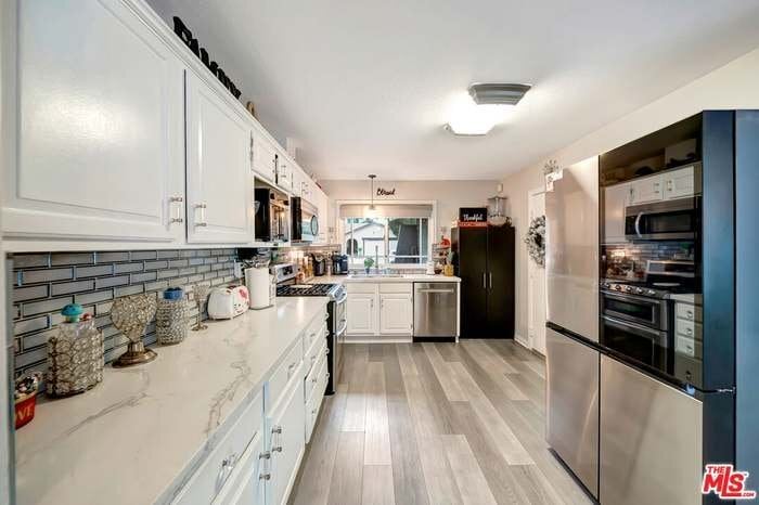 Building Photo - 26817 Cuatro Milpas St