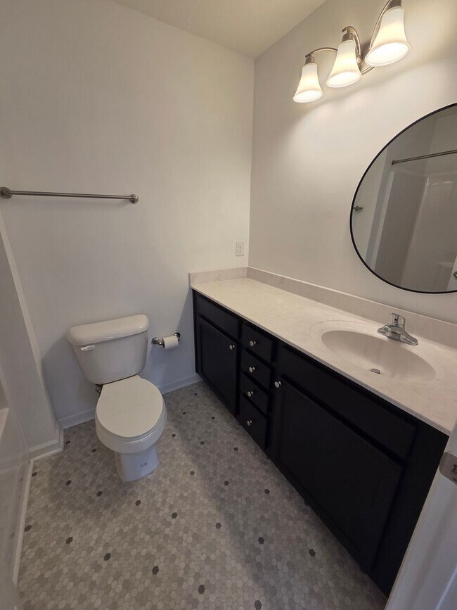 Building Photo - WOODLANDS AT WESTERN BRANCH