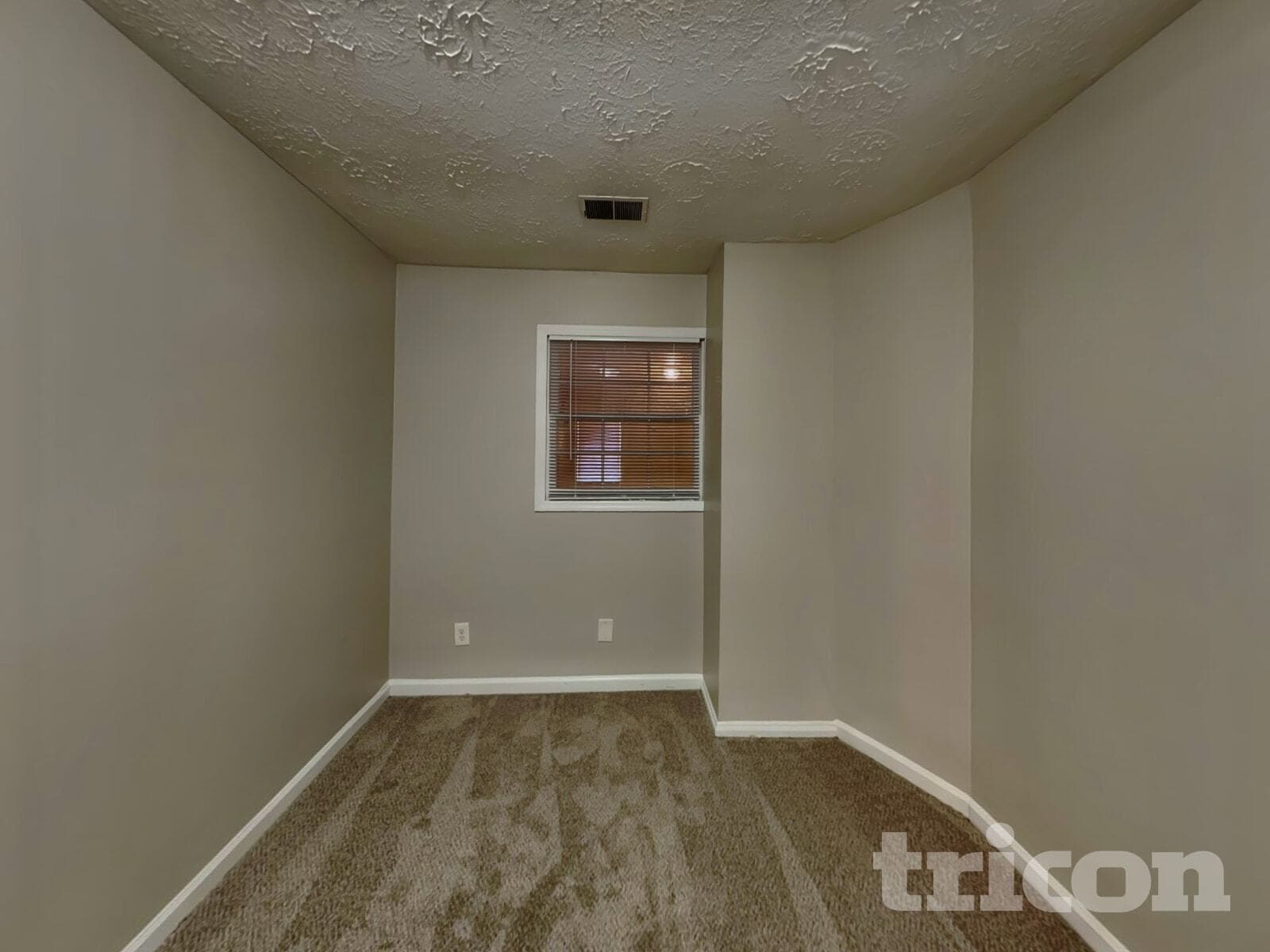 Building Photo - 5750 Westside Rd