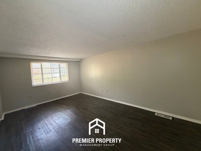 Building Photo - 7057 Catalpa Hill Cove