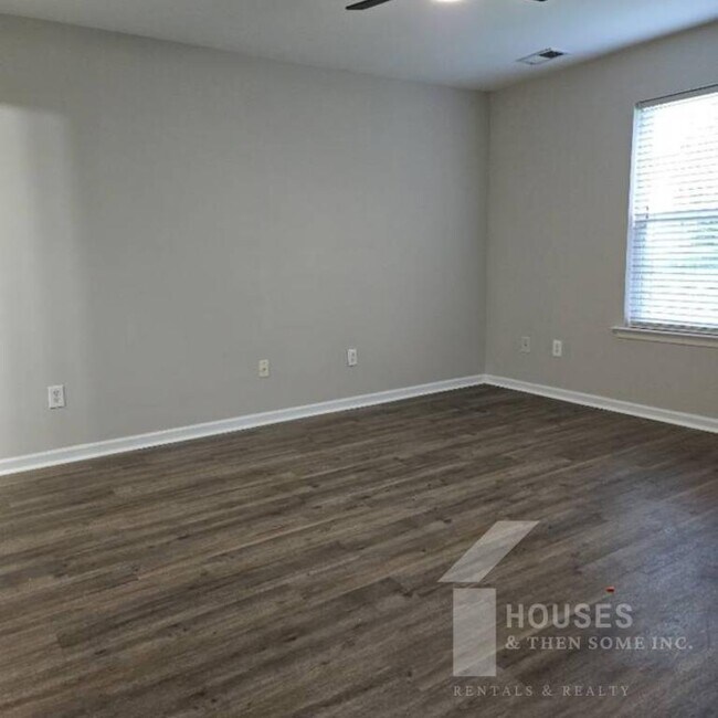 Building Photo - 20 Laurelhurst Ct