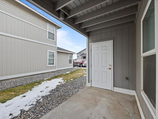 Building Photo - 6405 Chapel Hill Blvd