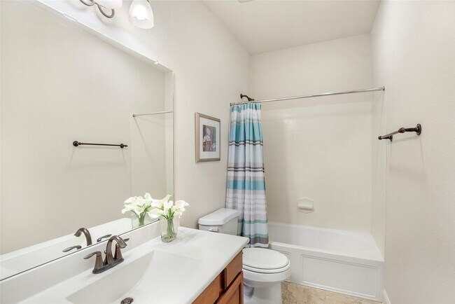 Building Photo - 6703 Honeycrest Lane