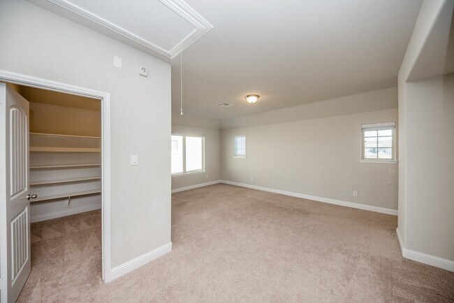 Building Photo - 16103 Devils River Ct