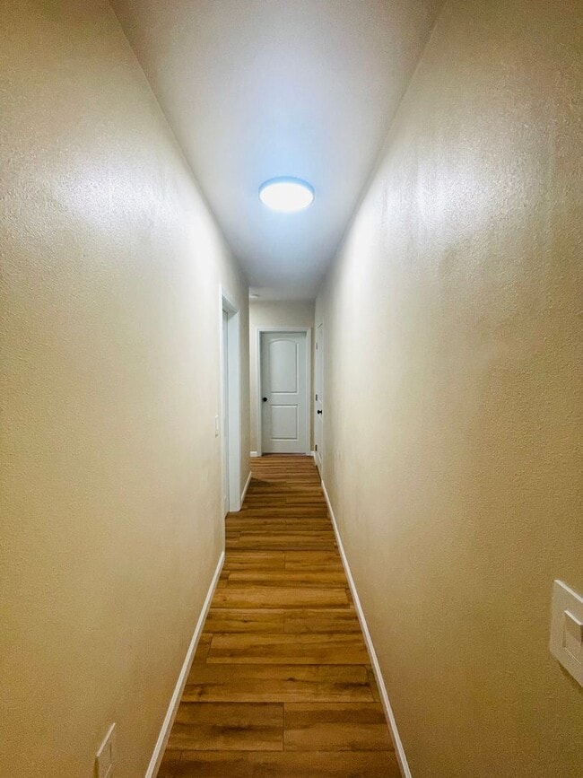 Building Photo - Charming 3-bedroom, 2-bathroom single story home located in the heart of Fillmore