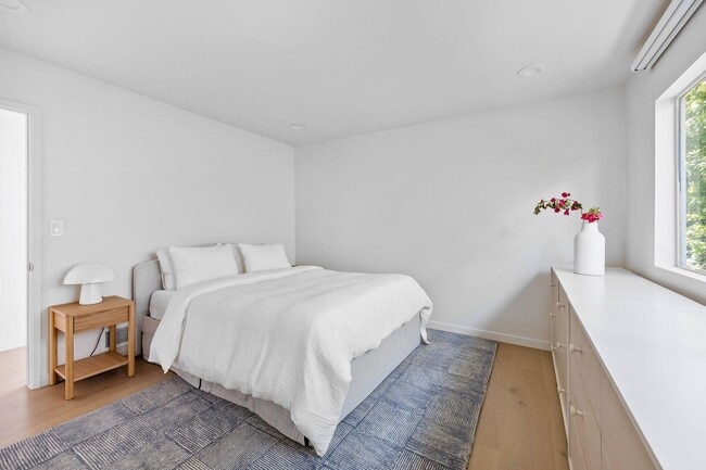 Building Photo - 17440 Revello Dr