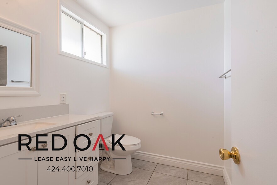 Building Photo - 3815 Baldwin Ave