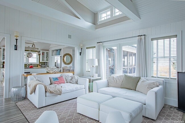 Building Photo - 11 Captree Island