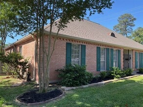 Building Photo - 12231 Beauregard Dr