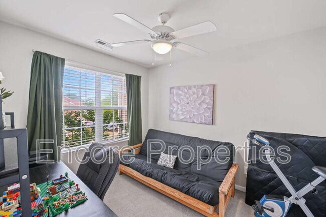 Building Photo - 1007 Denmark Manor Dr