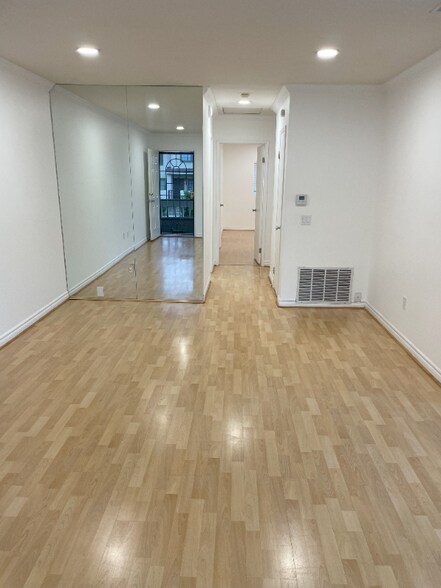 Building Photo - 7962 Arly Ct